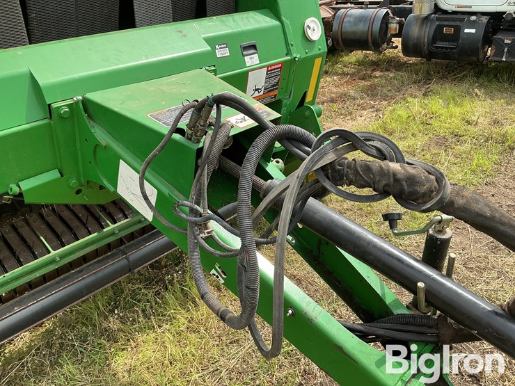 2014-john-deere-569-image-12