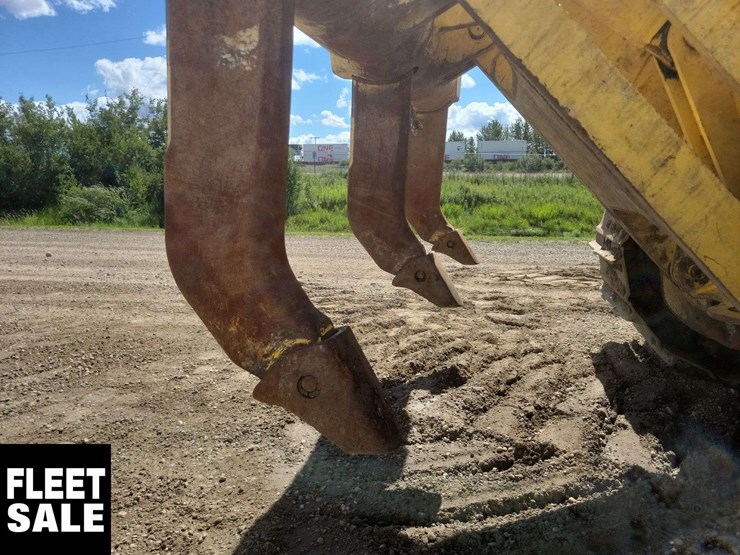 2013-komatsu-d65px--17-image-34