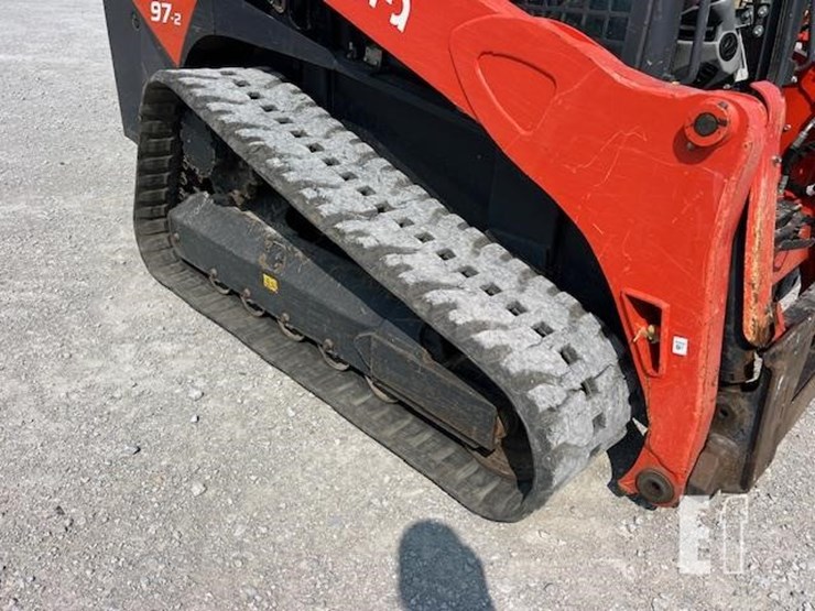 kubota-svl97-2-image-11