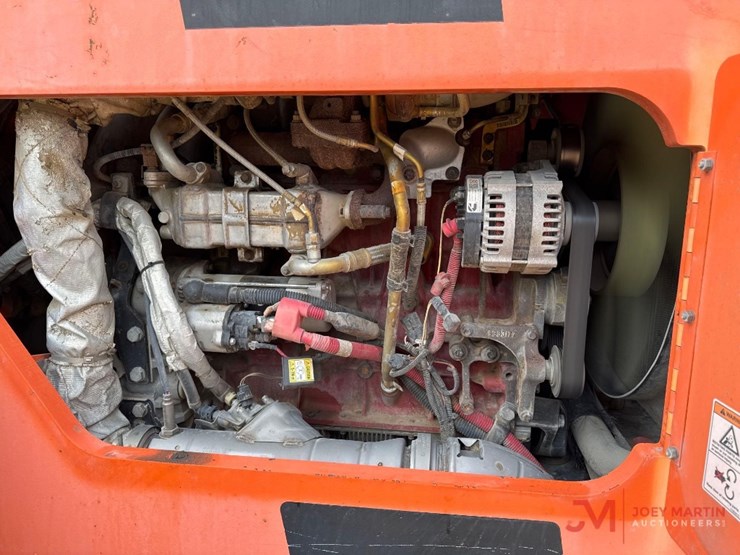 2018-jlg-8042-image-7