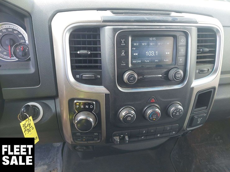 2013-ram-1500-slt-image-9