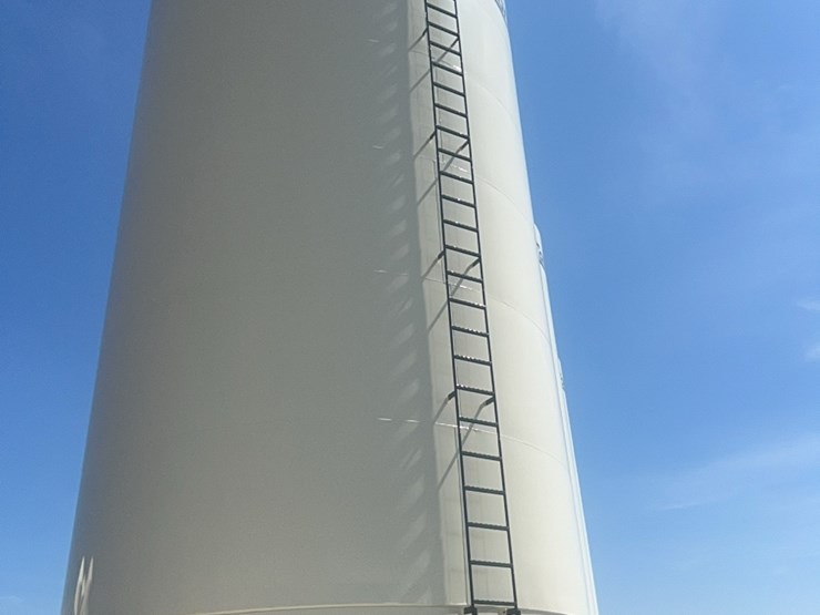 concept-7,500-bu.-hopper-bin-with-agi-grainguard-bin-fan,-10-hp-3-phase-electric-motor-image-24