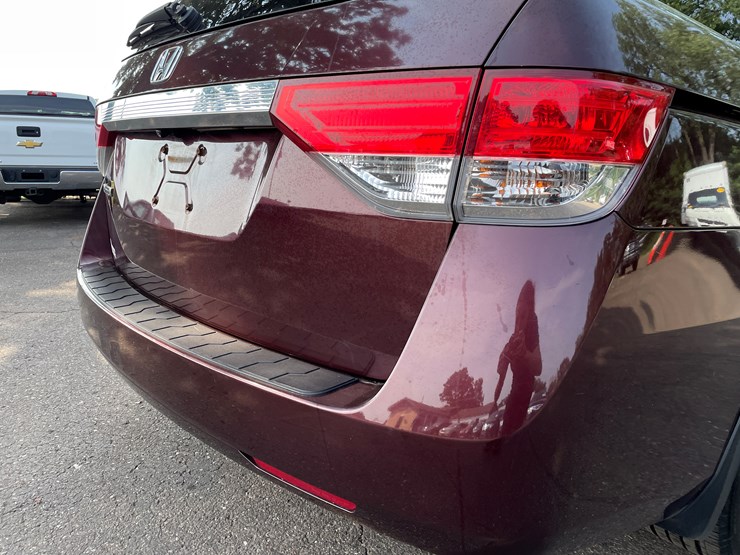 2014-honda-odyssey-image-27