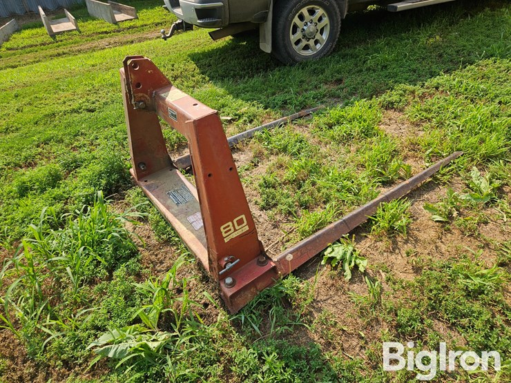 new-holland-80-image-5