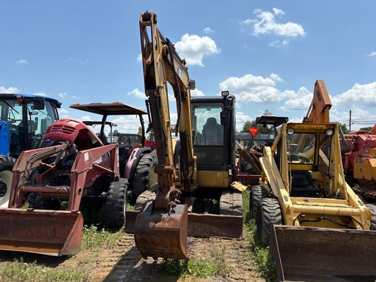 2010-caterpillar-305c-cr-image-2