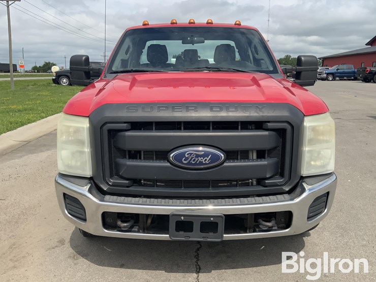 2015-ford-f350-xl-image-2
