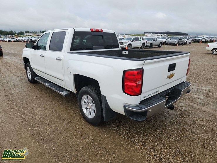 2015-chevrolet-silverado-1500-image-3