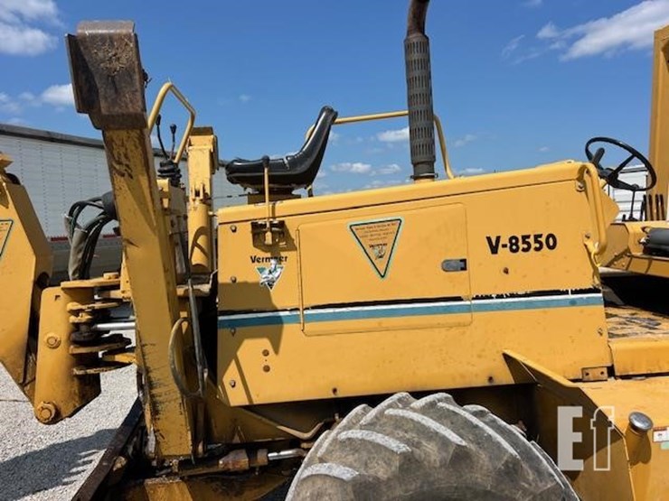 1998-vermeer-v8550-image-19