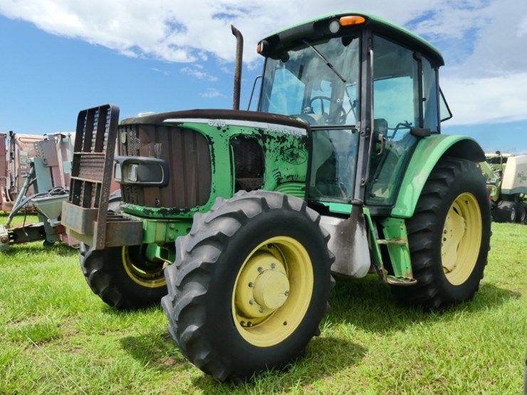 john-deere-6215-image-2