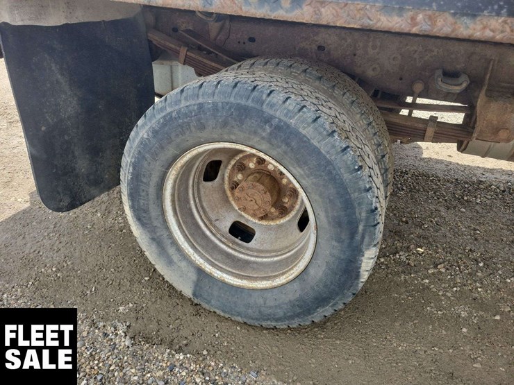 2009-ford-f350-image-24
