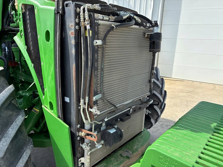 2018-john-deere-8370r-image-75