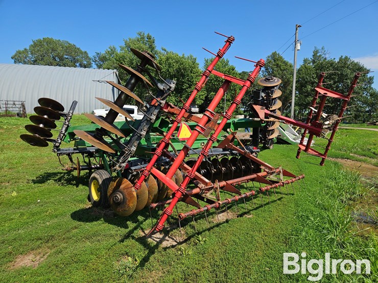 john-deere-630-image-7