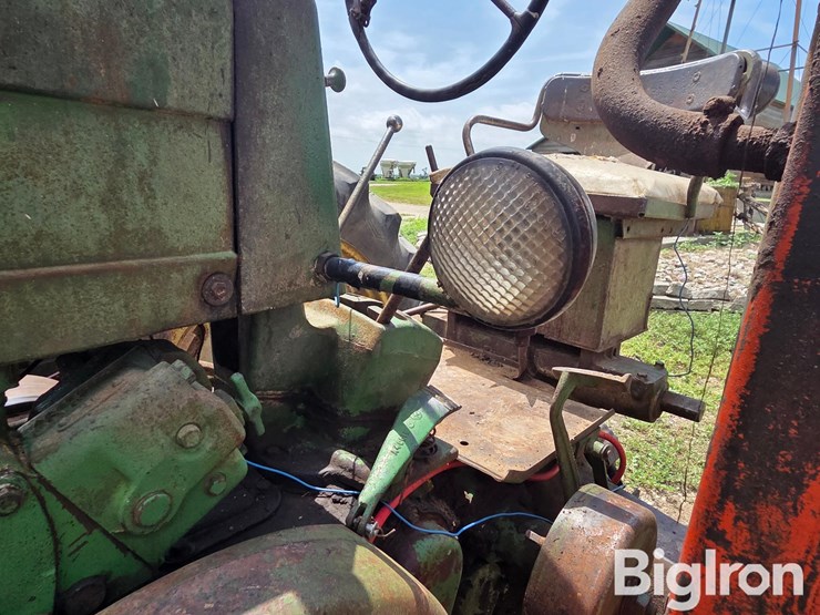 1953-john-deere-60-image-10