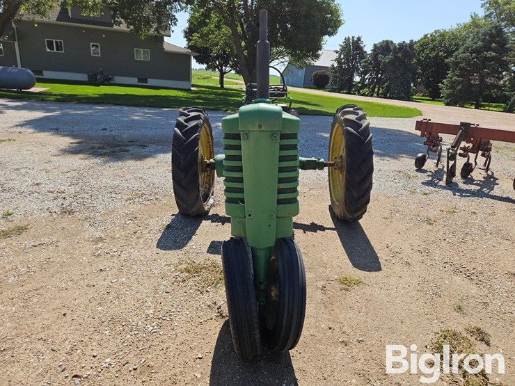1947-john-deere-b-image-2
