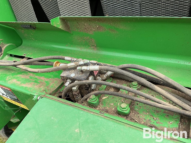 2014-john-deere-569-image-14