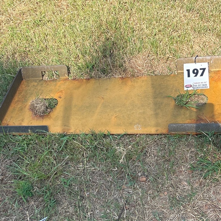 #197 • Skid Steer Mounting Plate
