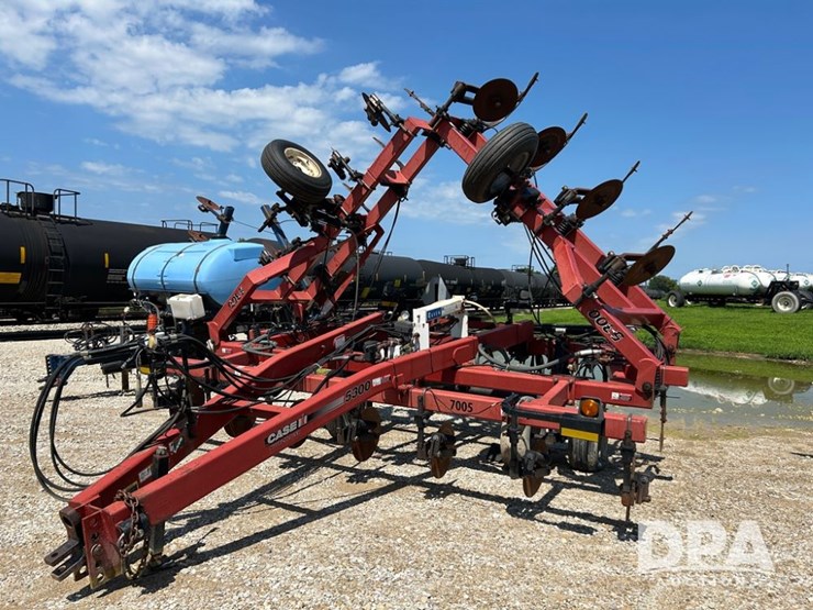 case-ih-5300-image-23