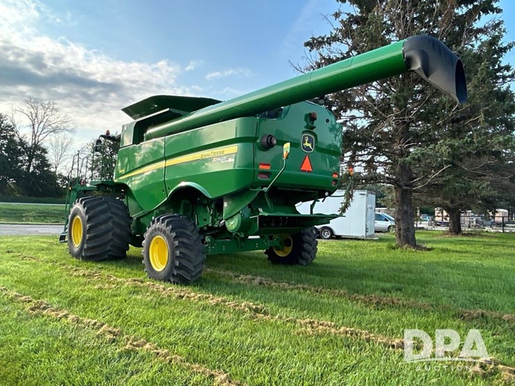 2013-john-deere-s670-image-7