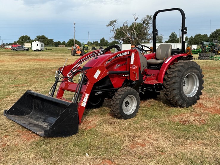 case-ih-farmall-35a-image-12