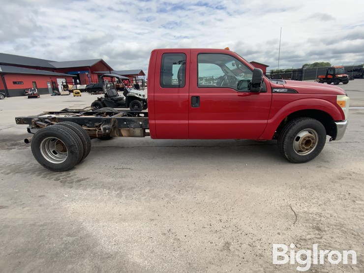 2015-ford-f350-xl-image-4