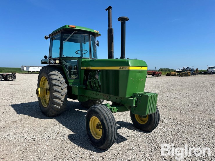 1976-john-deere-4430-image-3
