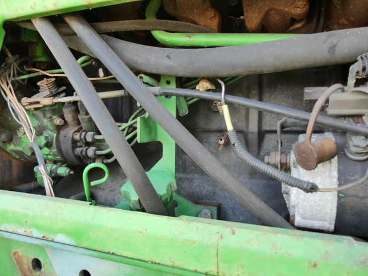 john-deere-7210-image-8