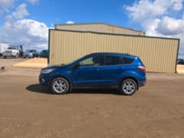 2019-ford-escape-sel-image-5