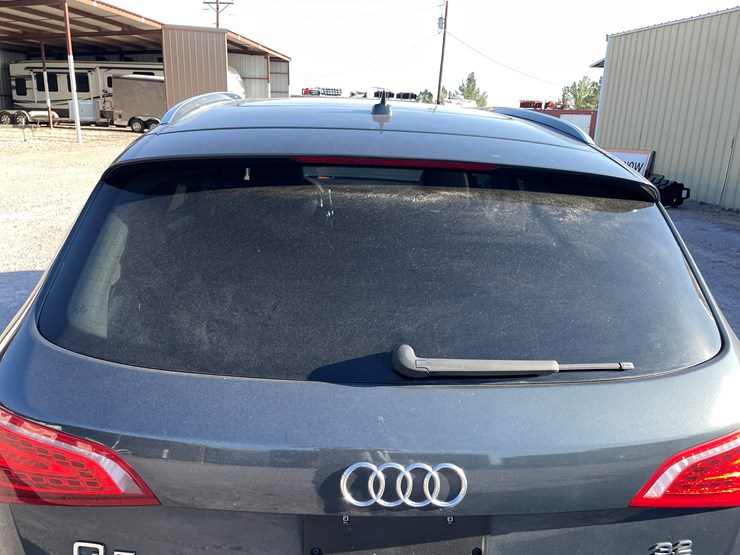 2010-audi-q5-image-19