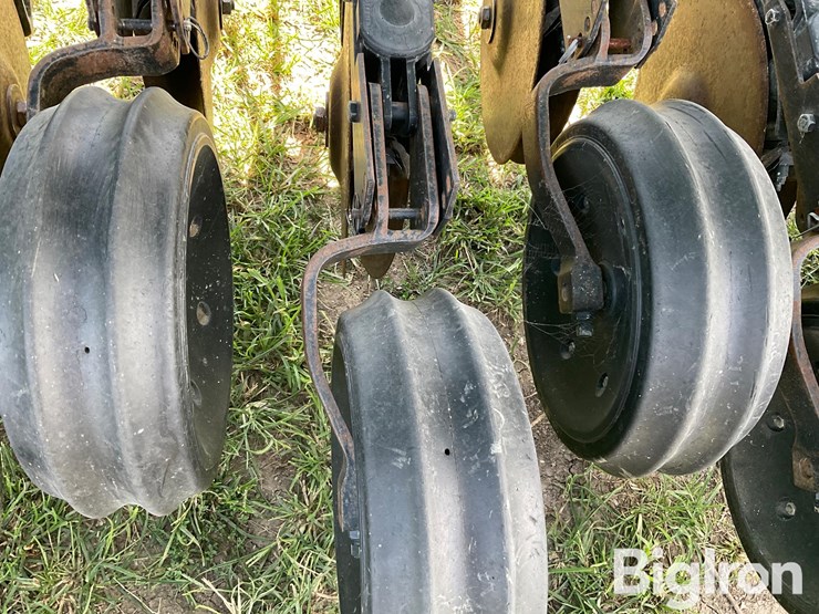 2002-john-deere-450-image-16