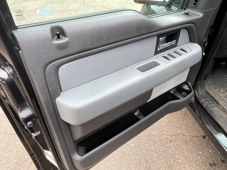 2013-ford-f150-xlt-image-65