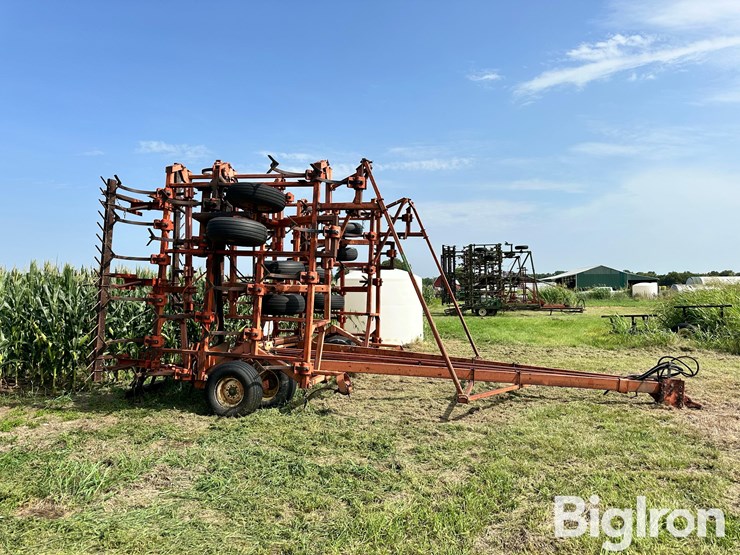 allis-chalmers-1400-image-4