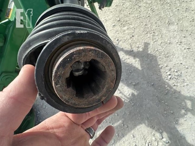 2017-john-deere-r280-image-11