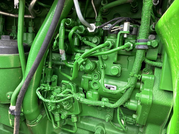 2018-john-deere-8370r-image-73