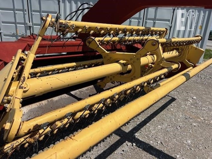 new-holland-499-image-13