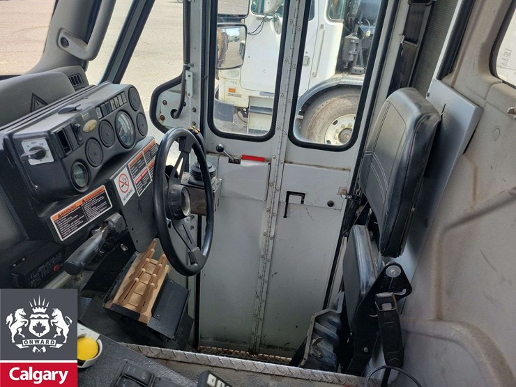 2015-international-workstar-7400-image-10