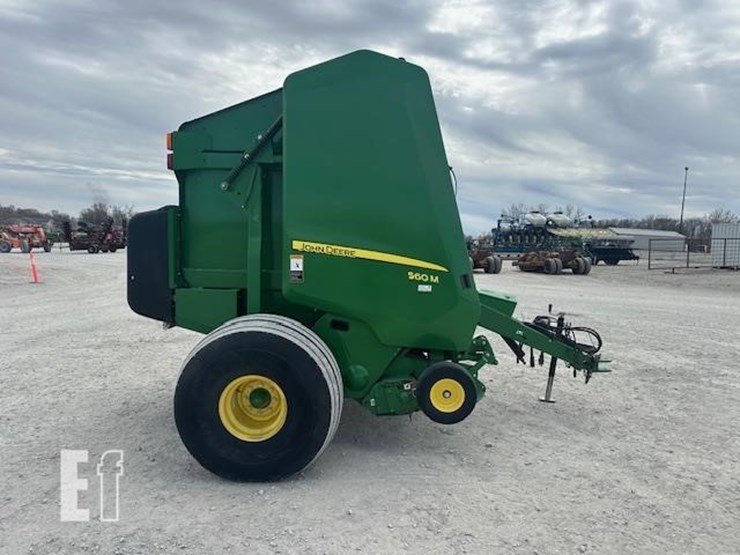 2019-john-deere-560m-image-6