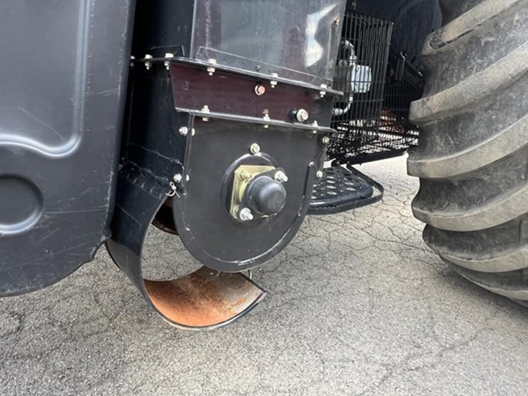 2022-case-ih-8250-image-10
