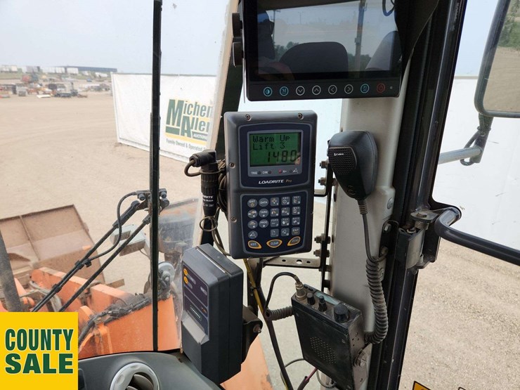2015-doosan-dl250-3-image-12