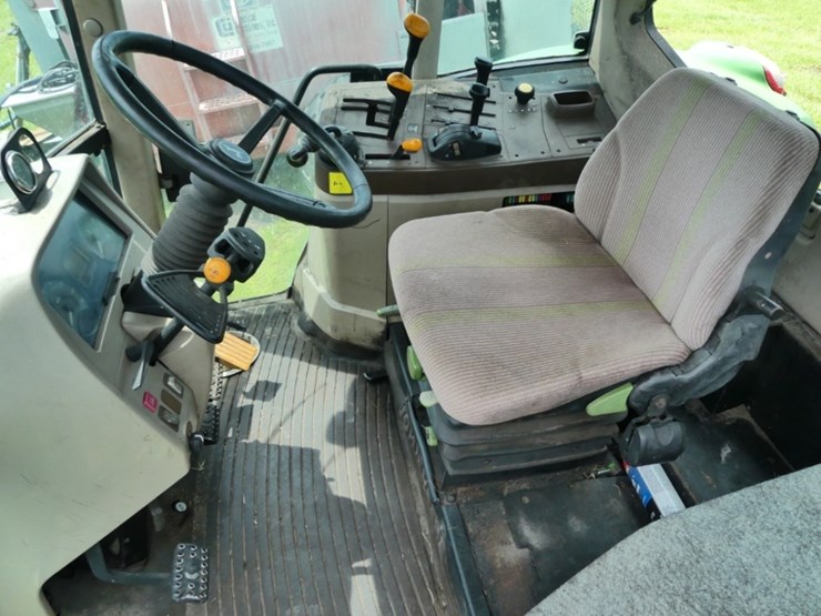 john-deere-6215-image-9