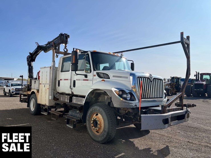 2013-international-workstar-7500-image-2