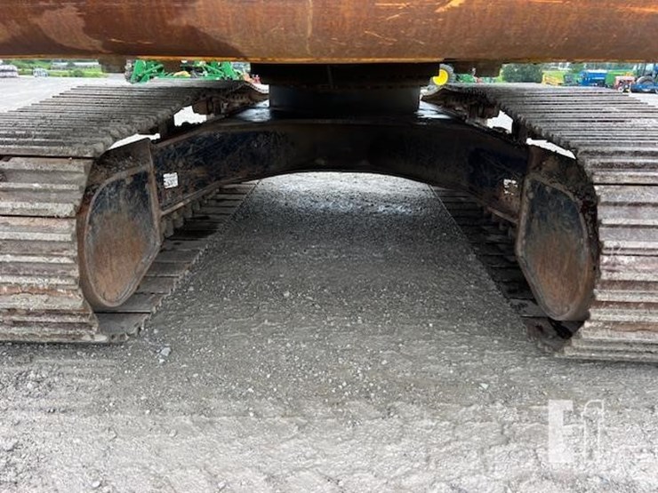 2014-deere-290g-lc-image-25