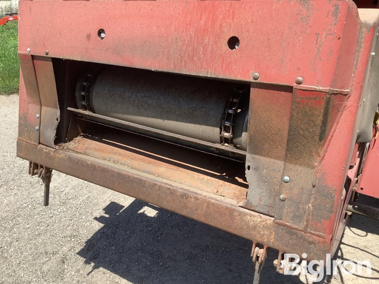 1990-case-ih-1660-image-19