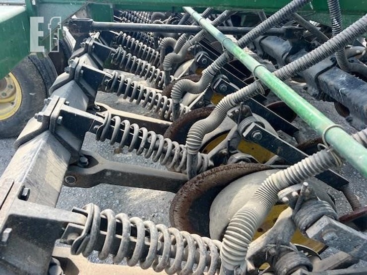 1993-john-deere-750-image-30