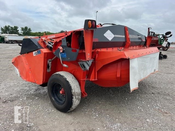 2013-kuhn-fc353gc-image-5