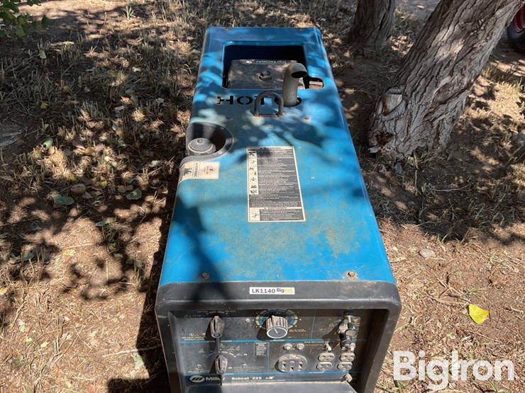 bobcat-225-image-13