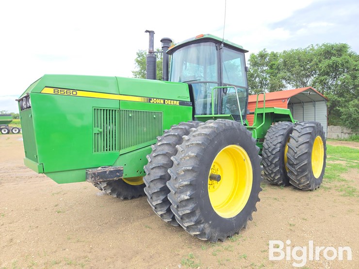 1990-john-deere-8560-image-1