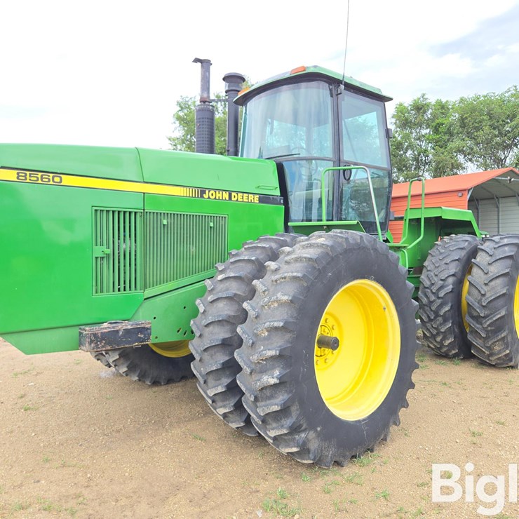 1990 JOHN DEERE 8560
