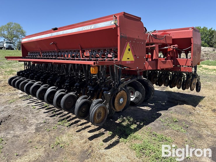 case-ih-5500-image-7