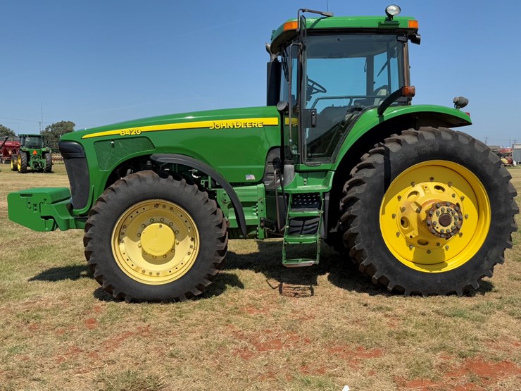 john-deere-8420-image-2