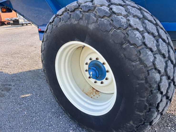1997-kinze-840-image-14